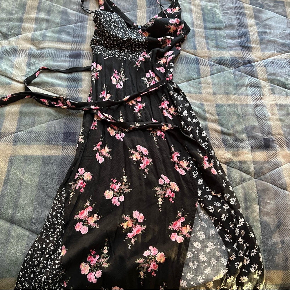 Topshop Floral Midi Dress - Picture 2 of 6